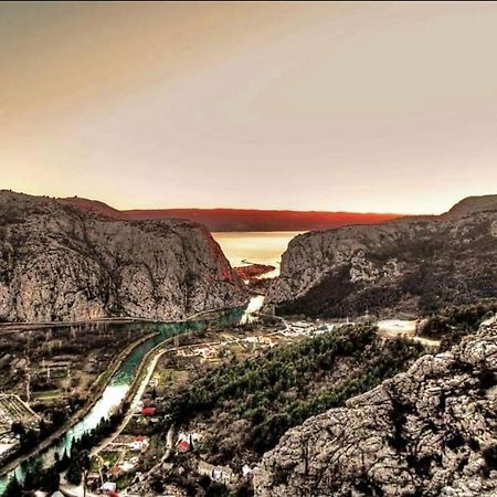 Apartmani Branko Vojnovic Omiš Dış mekan fotoğraf