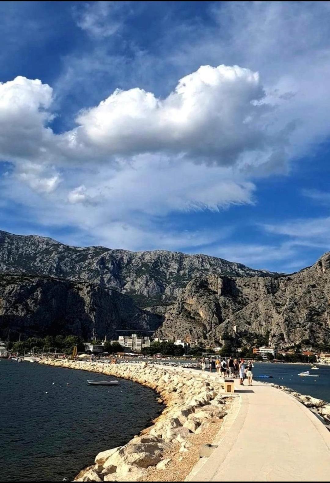 Apartmani Branko Vojnovic Omiš Dış mekan fotoğraf