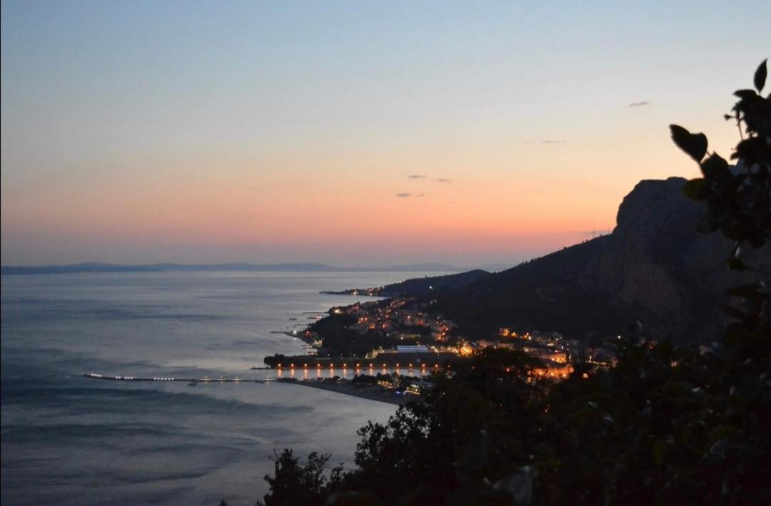 Apartmani Branko Vojnovic Omiš Dış mekan fotoğraf