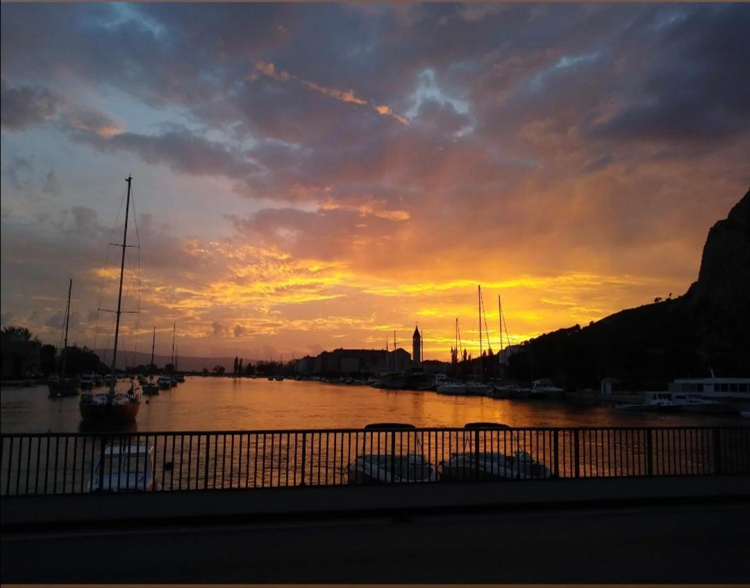 Apartmani Branko Vojnovic Omiš Dış mekan fotoğraf