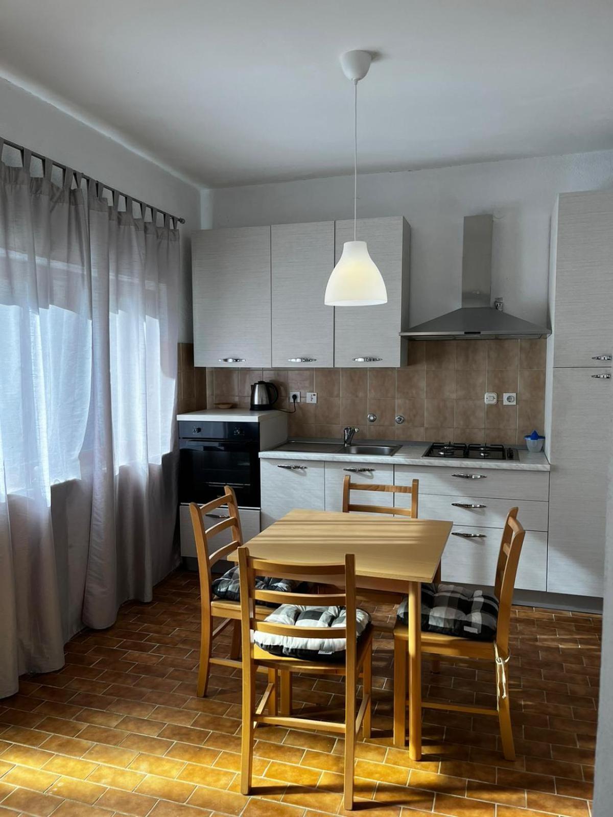 Apartmani Branko Vojnovic Omiš Oda fotoğraf