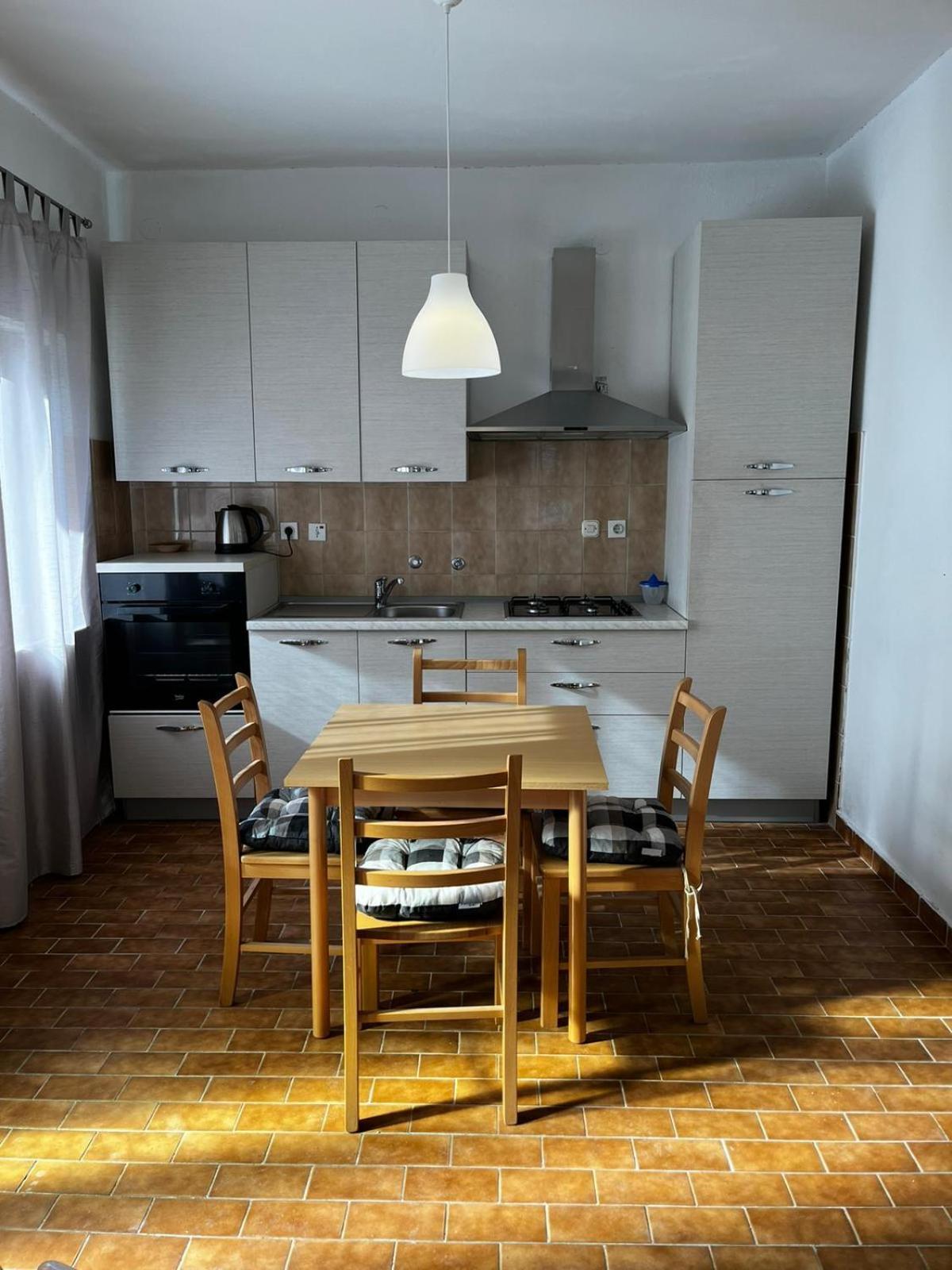 Apartmani Branko Vojnovic Omiš Oda fotoğraf