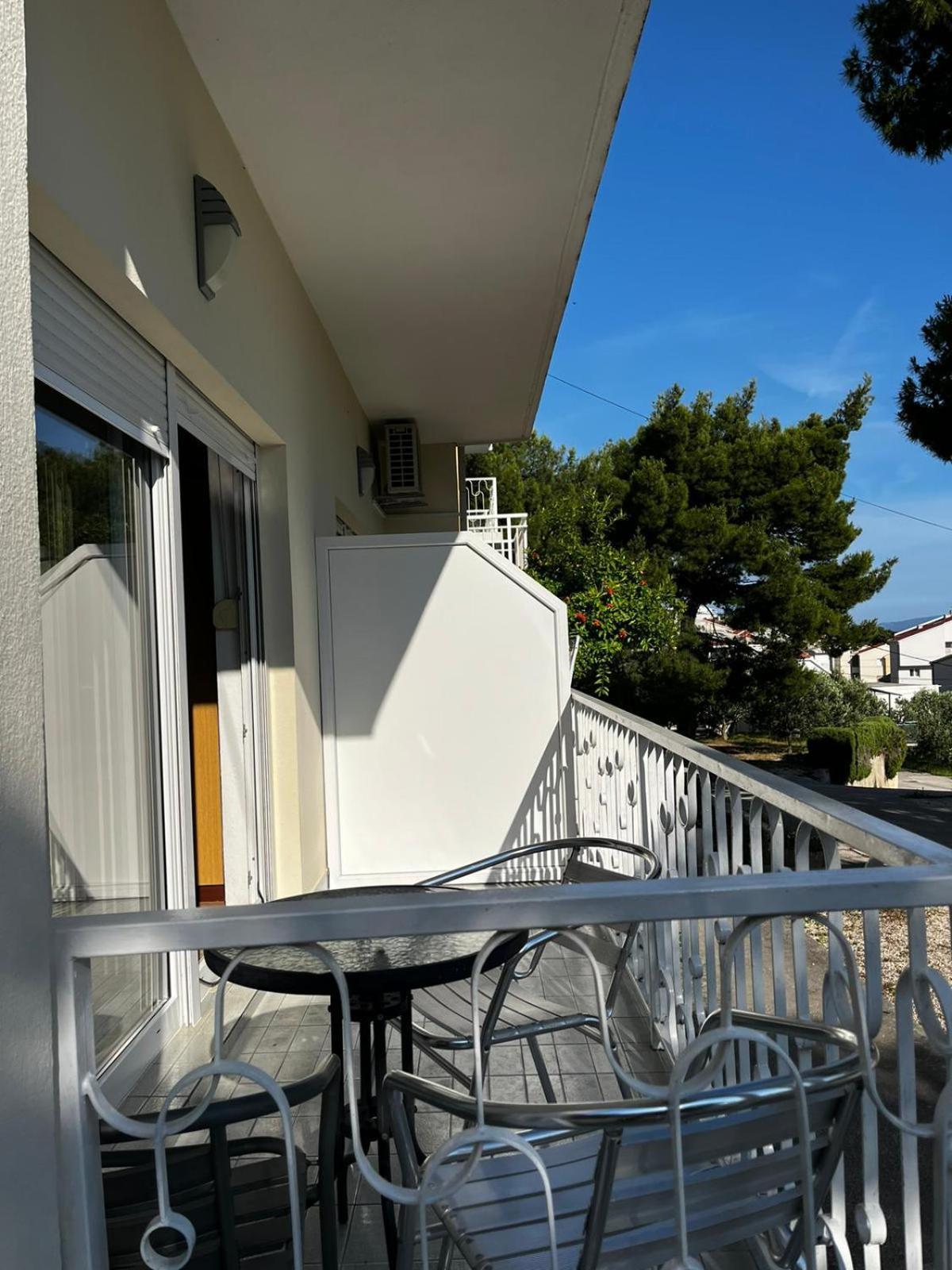 Apartmani Branko Vojnovic Omiš Oda fotoğraf